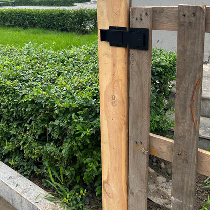 7.5" Flip Gate Latch Lock with Padlock Hole, 3.5mm Heavy Duty Gate Latch for Wooden Fence Gates, Swing Gate, Outdoor Fence Shed Barn Door Latch Lock, Gate Latches Hardware, Matte Black